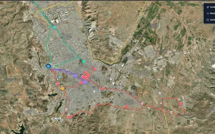 Mapa de LOGIA Last-Mile con las rutas de reparto del día trazadas por color y cada parada numerada.